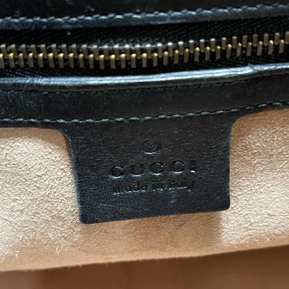 Gucci GG Marmont Shoulder Chain Calfskin Matelasse Quilted Black Handbag - Picture 8 of 16